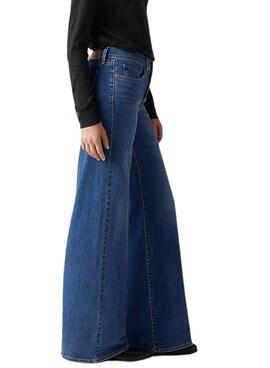 Jean Levi's 318 denim moyen pour femme