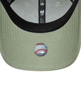 Casquette New Era MLB League Essential New York Yankees 9FORTY verte pour femme