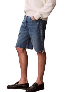 Bermudes en jean Calvin Klein des années 90 pour homme.