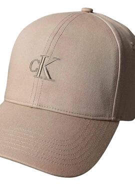 Casquette Calvin Klein Jeans Monogramme brodé beige pour femme