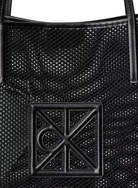 Sac Calvin Klein Jeans Emblem mesh noir pour femme