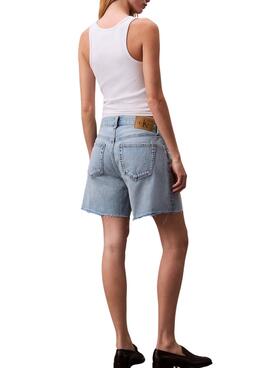 Bermudes Calvin Klein Jeans des années 90 pour femme.