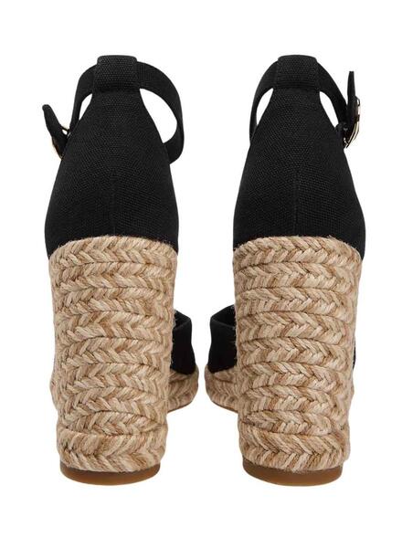 Gallery m176748 7ykdm1cl