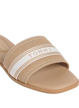 Mules Tommy Hilfiger en color tostado para mujer