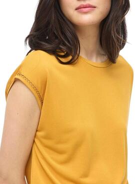 T-shirt Vila Modala jaune pour femme.