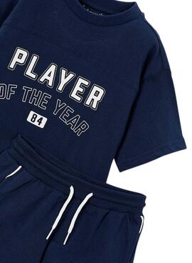 Ensemble t-shirt et short bleu marine sportif pour garçon.