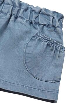 Shorts en denim Mayoral con bolsillos azules para recién nacida.