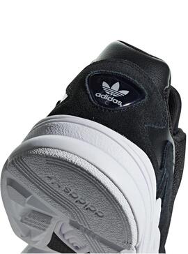 Baskets Adidas Falcon Noire pour Femme